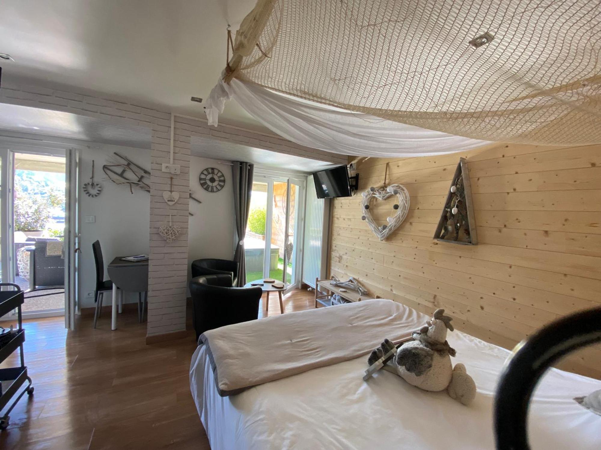 Au Nid Cosy D'Isa A Gerardmer Vosges - Spas Privatifs Exterior foto